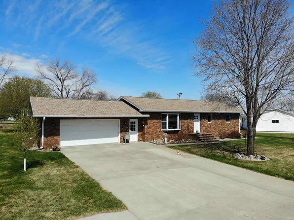 314 8th St, Springfield, SD 57062