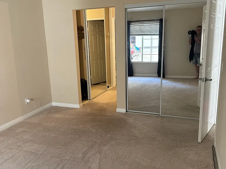 5530 Owensmouth Ave #110 — Photo 9