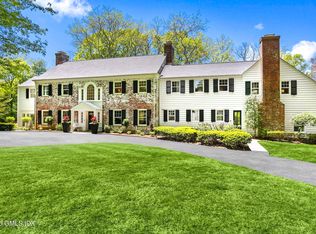 530 Round Hill Rd, Greenwich, CT 06831