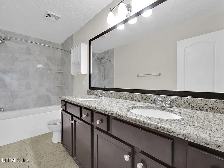 452 Walnut Dr — Photo 21