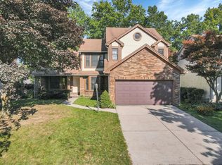 7448 Gardenview Pl, Dublin, OH 43016