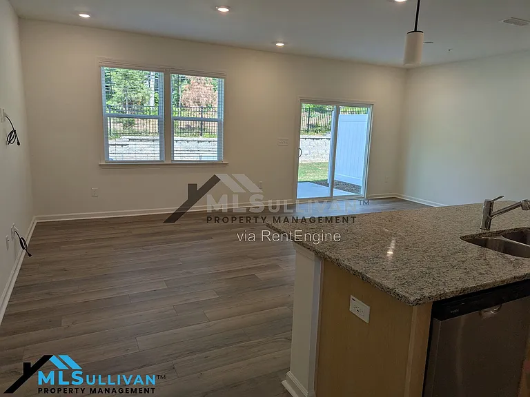 173 Cabernet Dr #1 — Photo 6