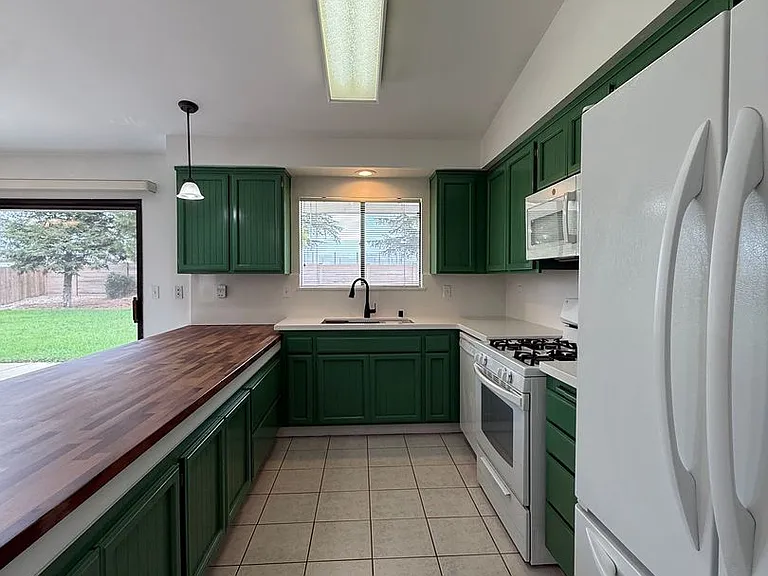 1693 E Alvin Ave — Photo 17