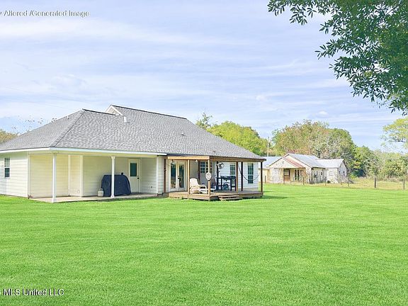 4th image of 140 Lonnie Street Rd