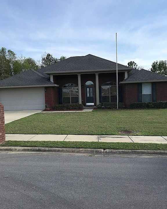 1st image of 17222 Excalibur Cir