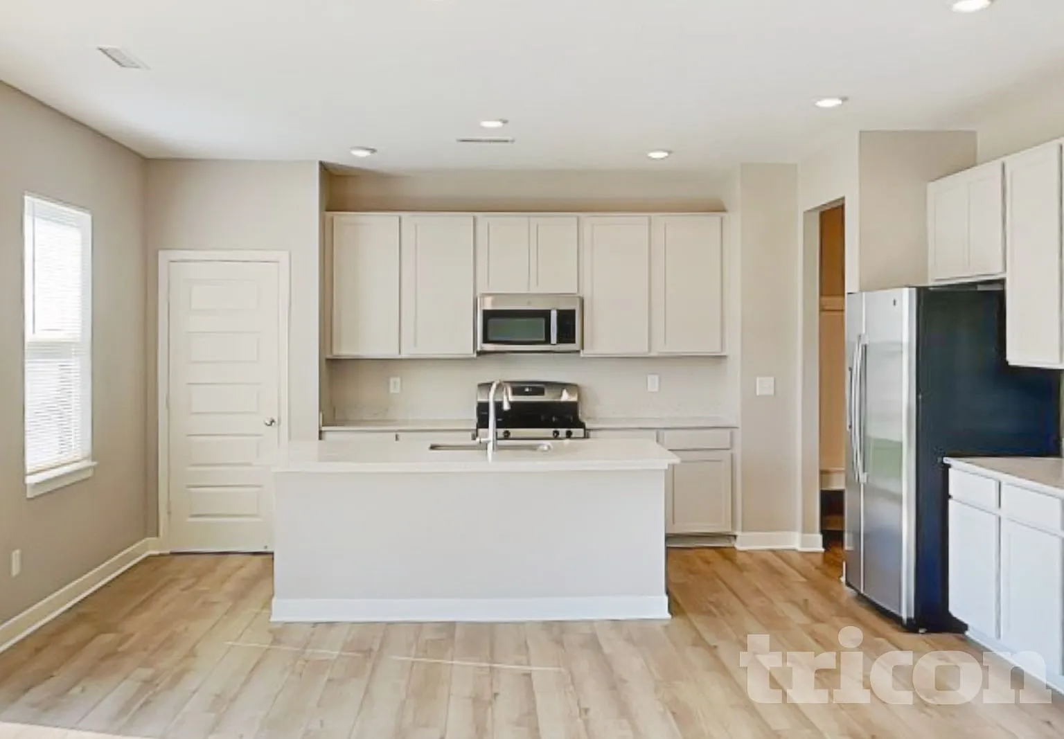 2069 S Copperstone Drive New Palestine IN — Photo 4