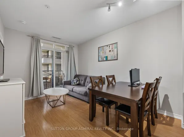 9255 Jane St #215, Vaughan, ON L6A 0K1