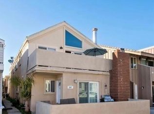 207 Walnut St #A, Newport Beach, CA 92663