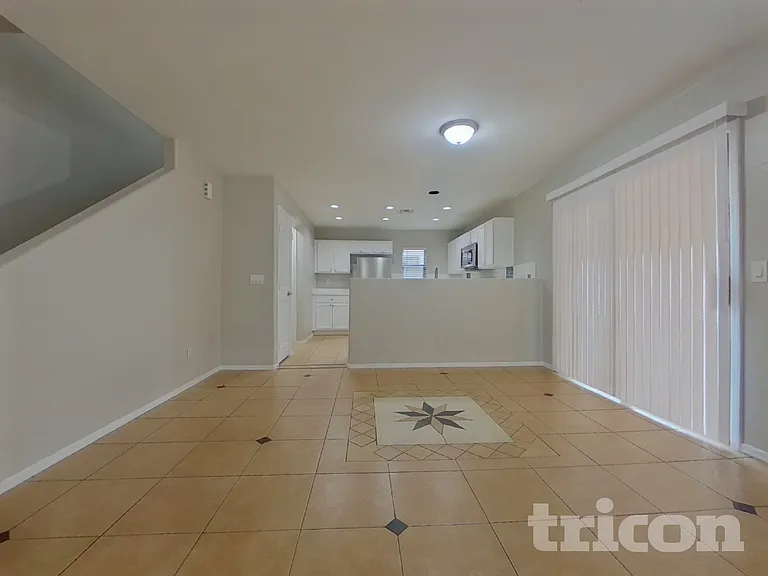 6327 W Fawn Dr — Photo 3