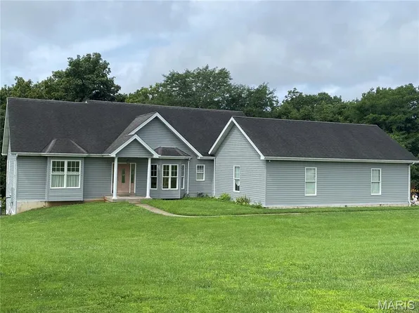 81 Stoneridge Ct, Moscow Mills, MO 63362