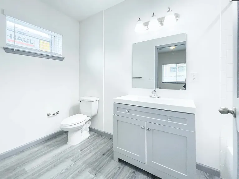 5230 Eggleston Ave #102 — Photo 7