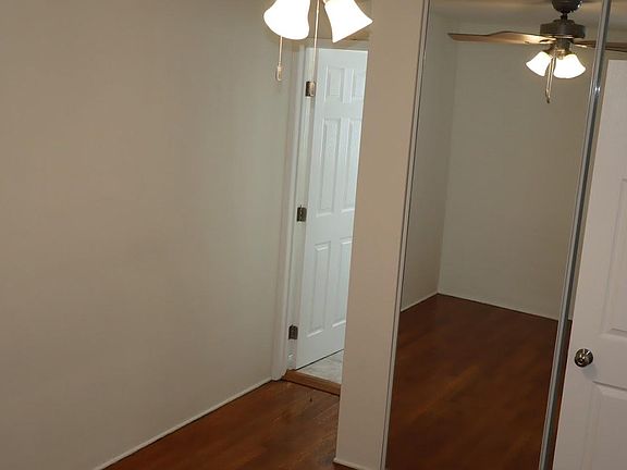 4th image of 10981 Blix St #10981