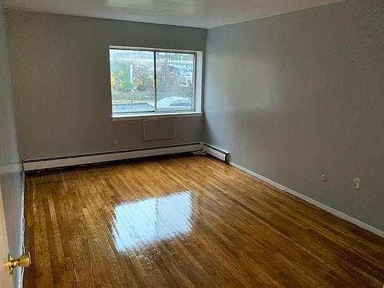 4th image of 765 Vose Ave APT B-15