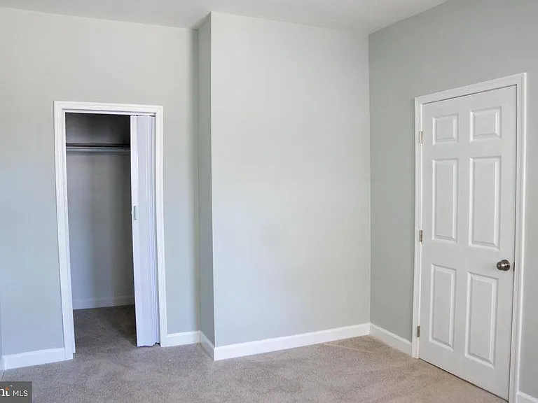 1009 Main St #2 — Photo 7