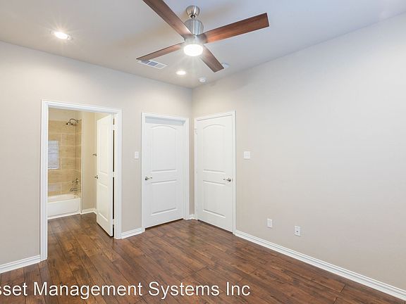 4th image of 1218 Avenue A #223