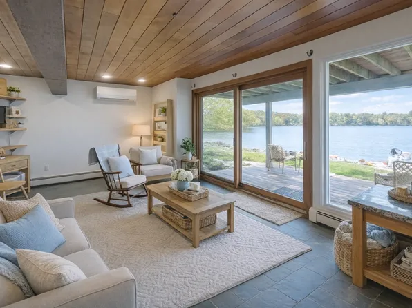 114 Spy Pond Pkwy #B, Arlington, MA 02474