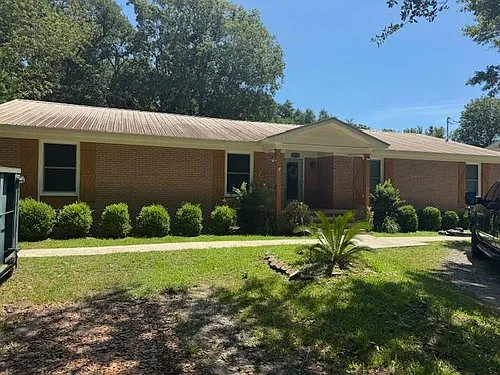 202 Dogwood Dr #A Photo 1