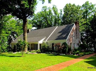 3482 W Ridge Rd SW, Roanoke, VA 24014