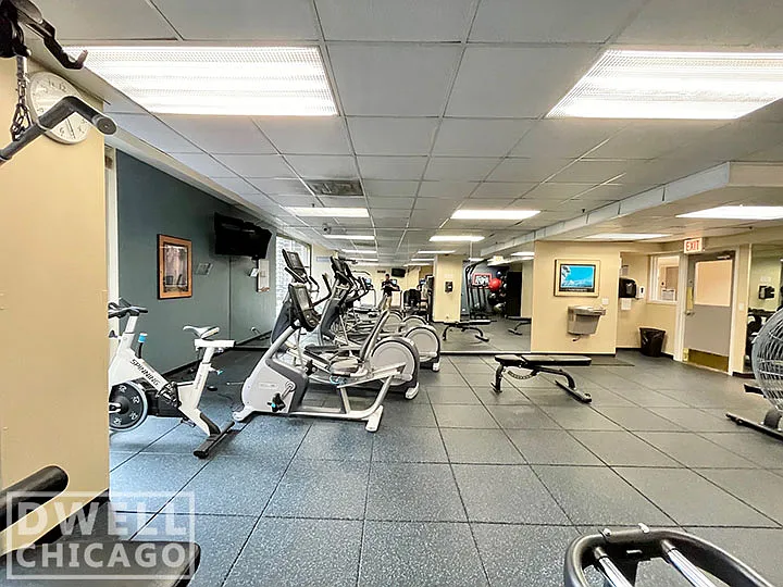 200 N Dearborn St #2701 — Photo 14