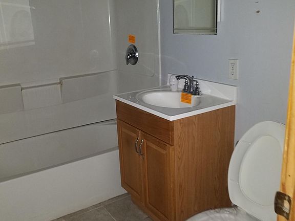 5th image of 510 Lafayette Ave
