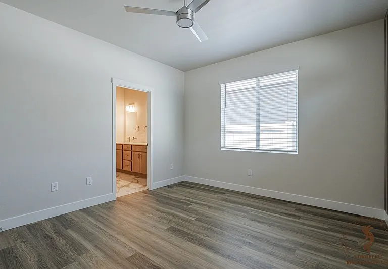 2454 Hamilton Rd #B — Photo 14