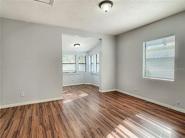 1521 12th St S — Photo 16