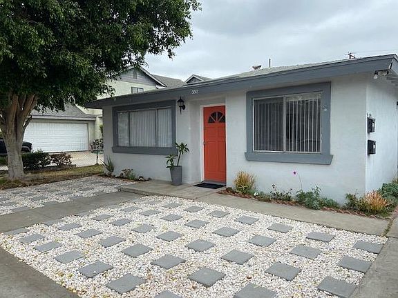 Exterior, street view, of house
