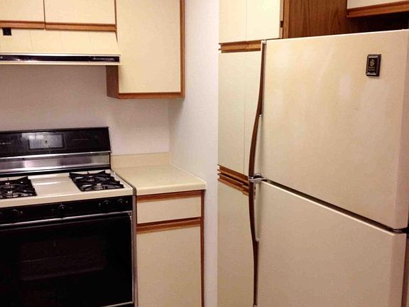3rd image of 1507 N Milwaukee Ave APT 1D