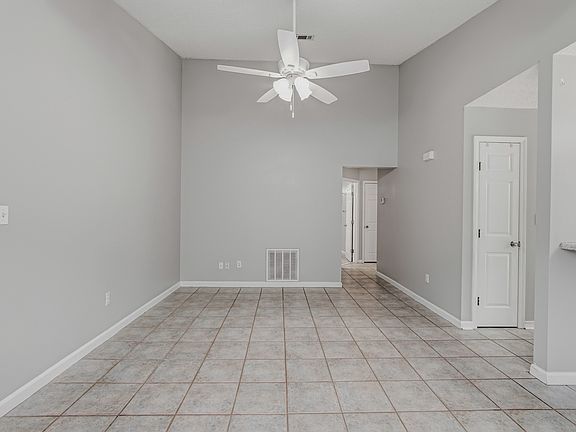 5th image of 6521 Lake Joanna Cir