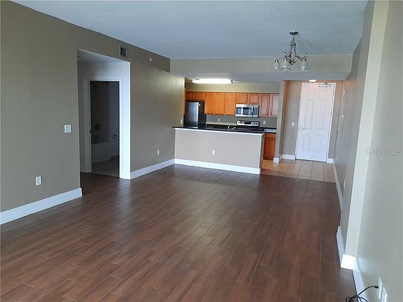 4th image of 1108 N Franklin St Unit 603