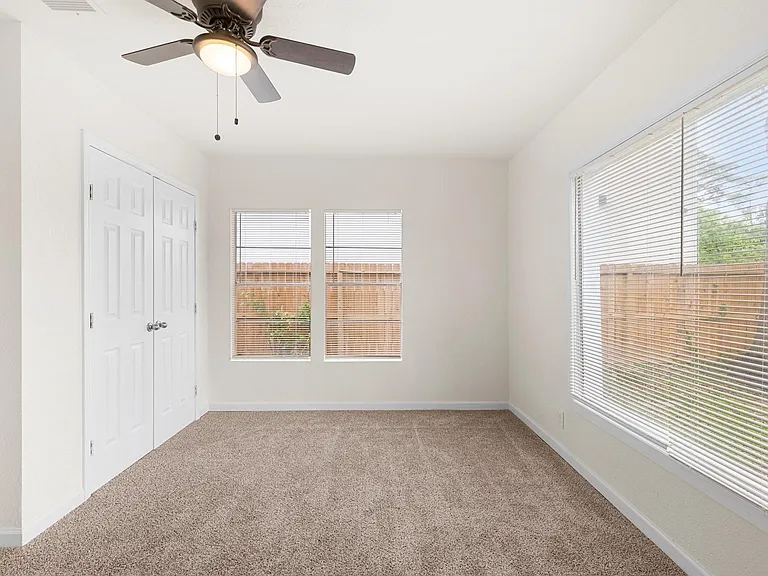 1309 Bragg St — Photo 23