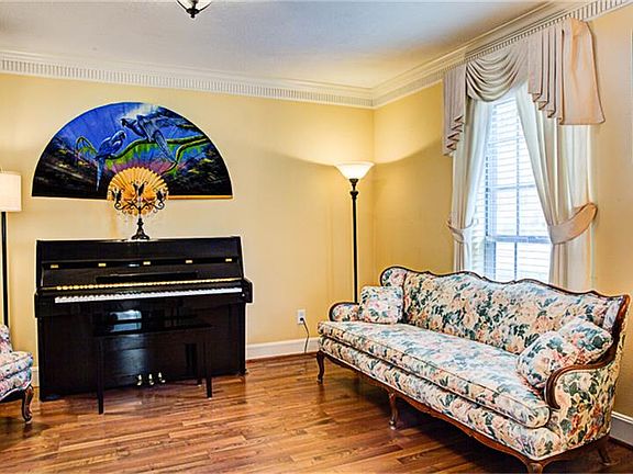4th image of 14623 Carols Way Dr