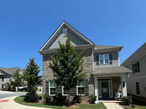 63 W Dixie Ave SE, Marietta, GA 30008