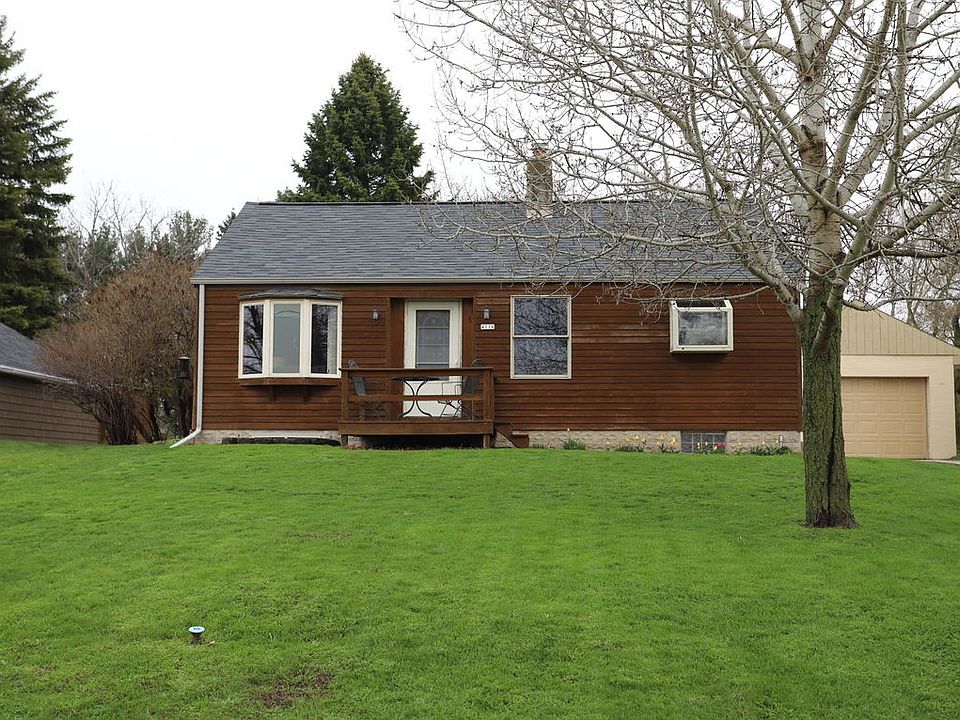 1st image of 4116 Kruschke Ave