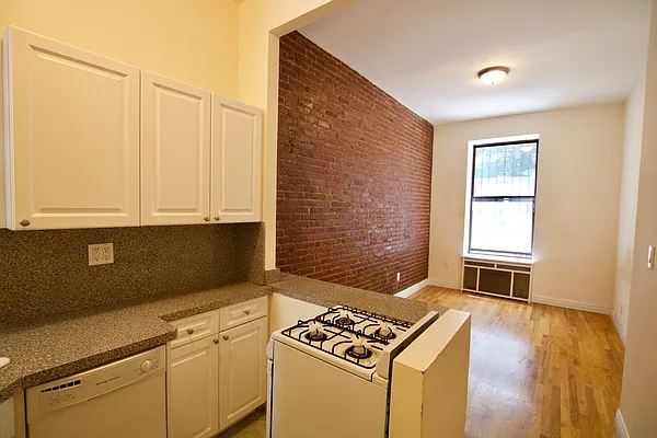 Rented by Elf Enterprises Inc | media 2