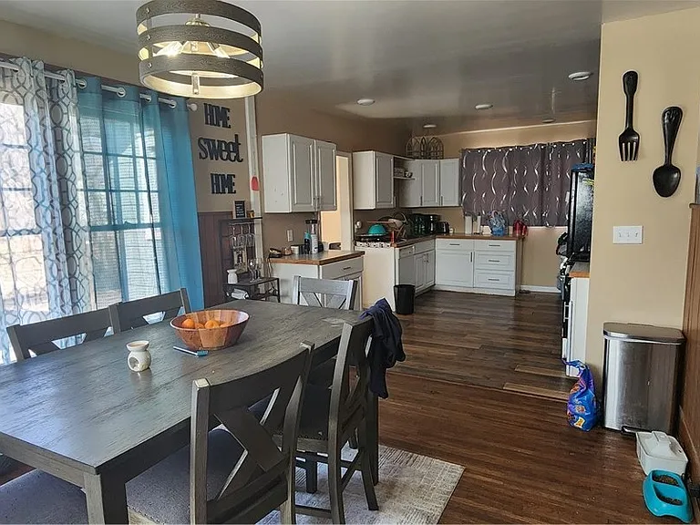 611 Mill St — Photo 9