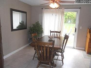3rd image of 453 Topaz Ln