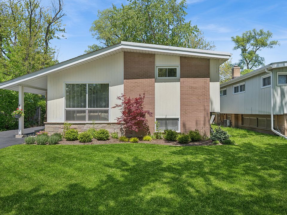 1st image of 334 Southgate Dr