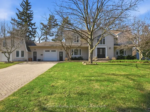 50 Henley Dr, Saint Catharines, ON L2N 4A9