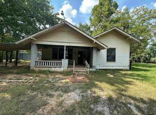 204 County Road 3212, Jacksonville, TX 75766