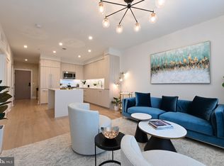 701 Swann Ave #ONE-105, Alexandria, VA