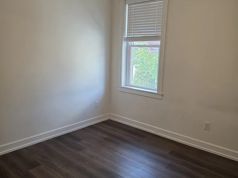 1049 W Lancaster Ave #2 — Photo 10