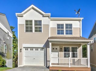 311 Community Ln, Coatesville, PA 19320