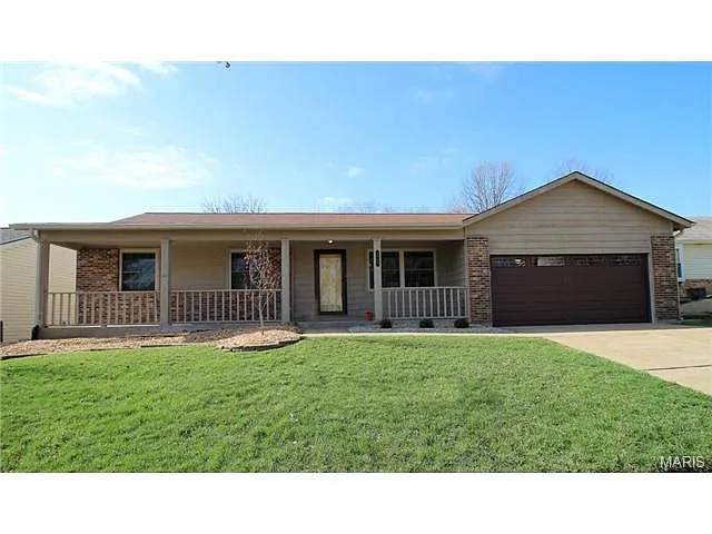 2760 Flameglow Dr photo 1