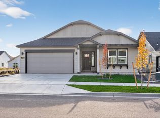 3705 Stonecap St, Richland, WA 99352