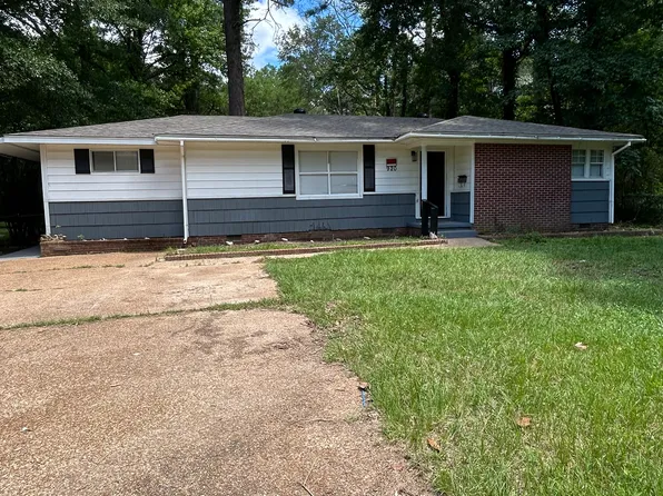920 Woody Dr, Jackson, MS 39212