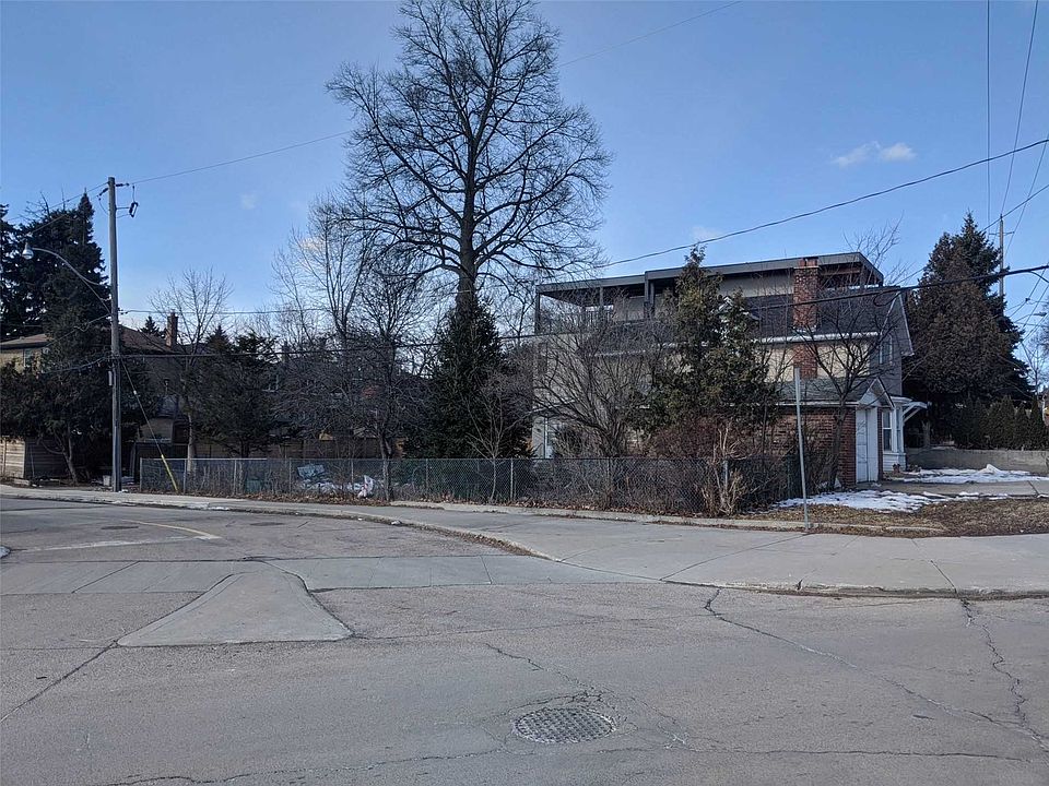 2nd image of 154 Windermere Ave
