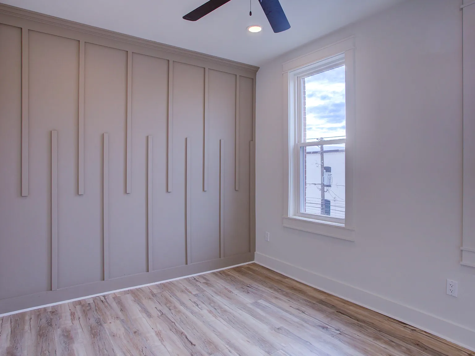 11 East Walnut Street - 4 — Photo 3