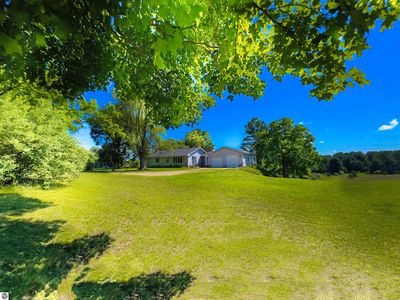 15760 Lakola Rd, Leroy, MI, 49655