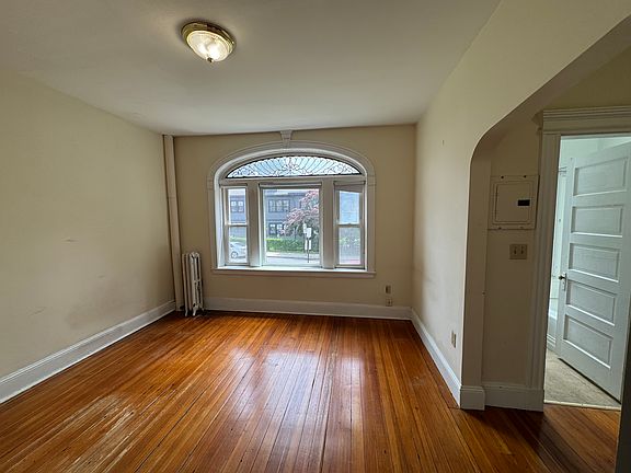 4th image of 94 Corey Rd APT 14